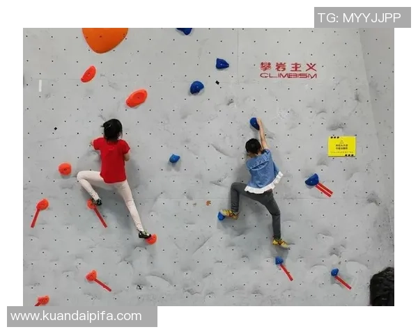 上海攀岩队心理素质引发热议运动员心理健康与竞技表现的关系探讨